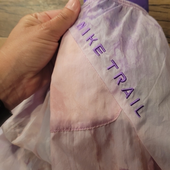 Nike Trail Running Dri-Fit Repel Mid-Rise 3" Women's Shorts Size Large - Picture 8 of 10